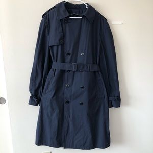 Men’s navy blue trench coat